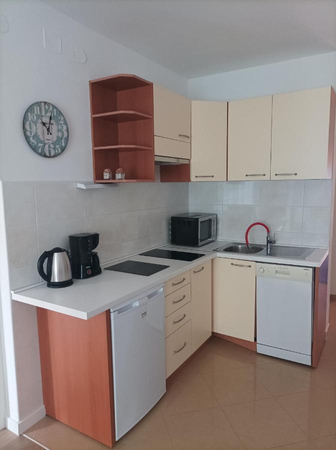 Neda Apartmani Mali Lošinj Esterno foto